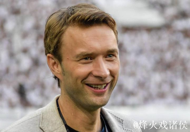 罗尔费斯：药厂在对抗中太软了，我们退缩了、在